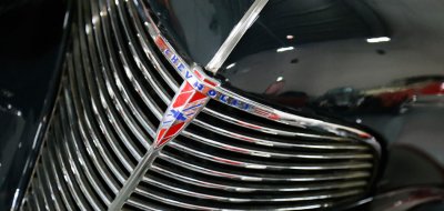 Chevrolet Deluxe 1937 front grill