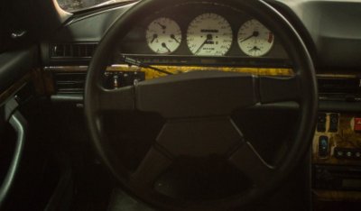 Mercedes Benz SEC560 AMG 1993 steering wheel